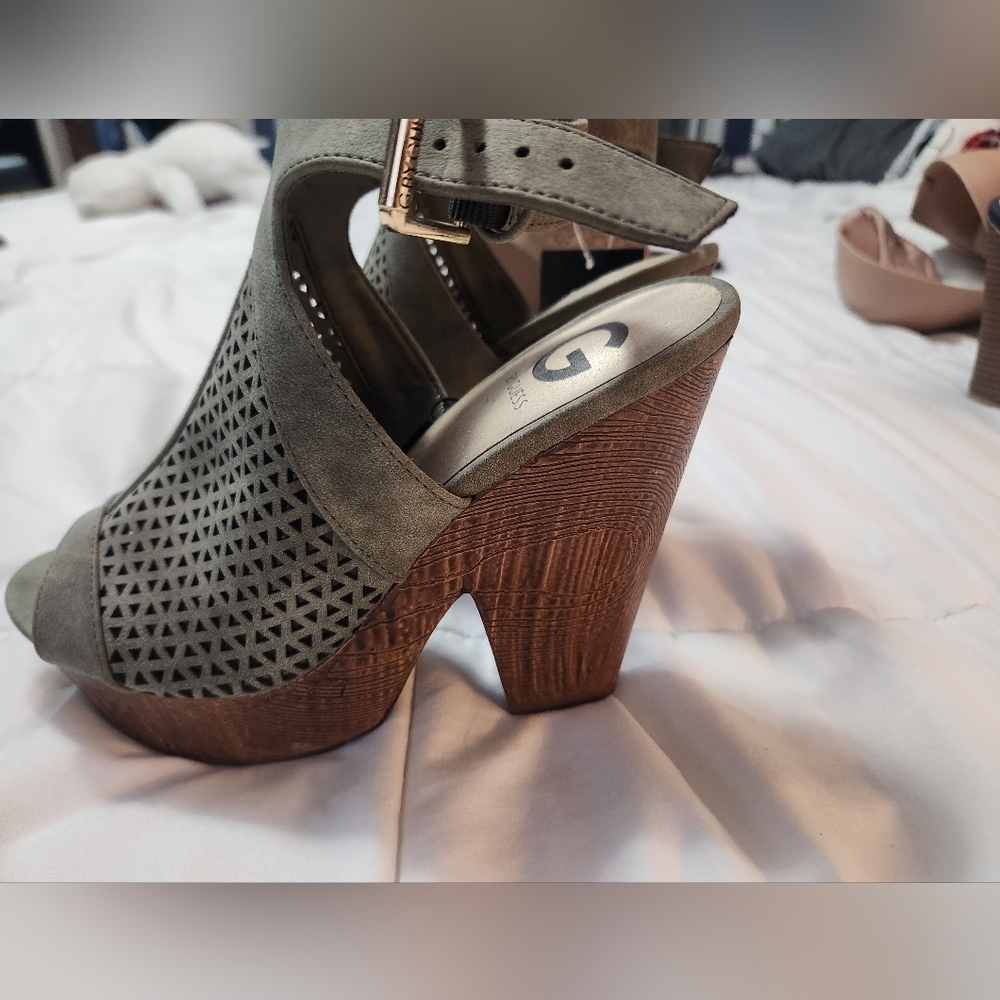 G by Guess Cut out heels